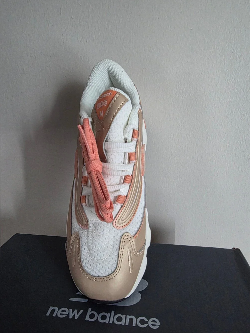 New Balance 1000 Youth Size 5.5 Women’s Size 7